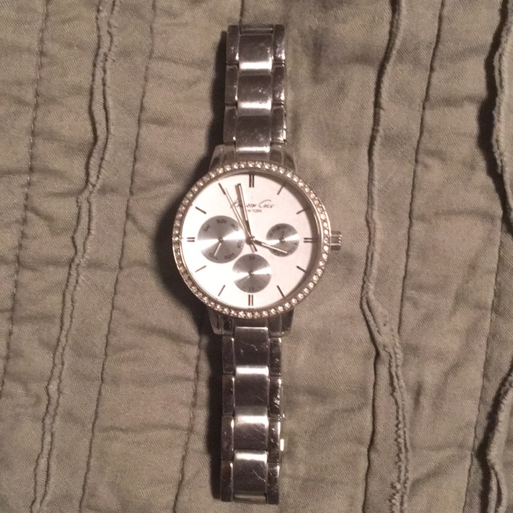 Kenneth Cole silver big face watch